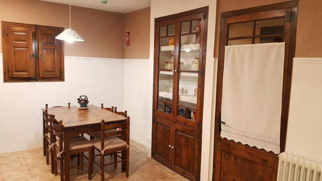 Casa Rural Els Esclopets Sanaüja Kültér fotó
